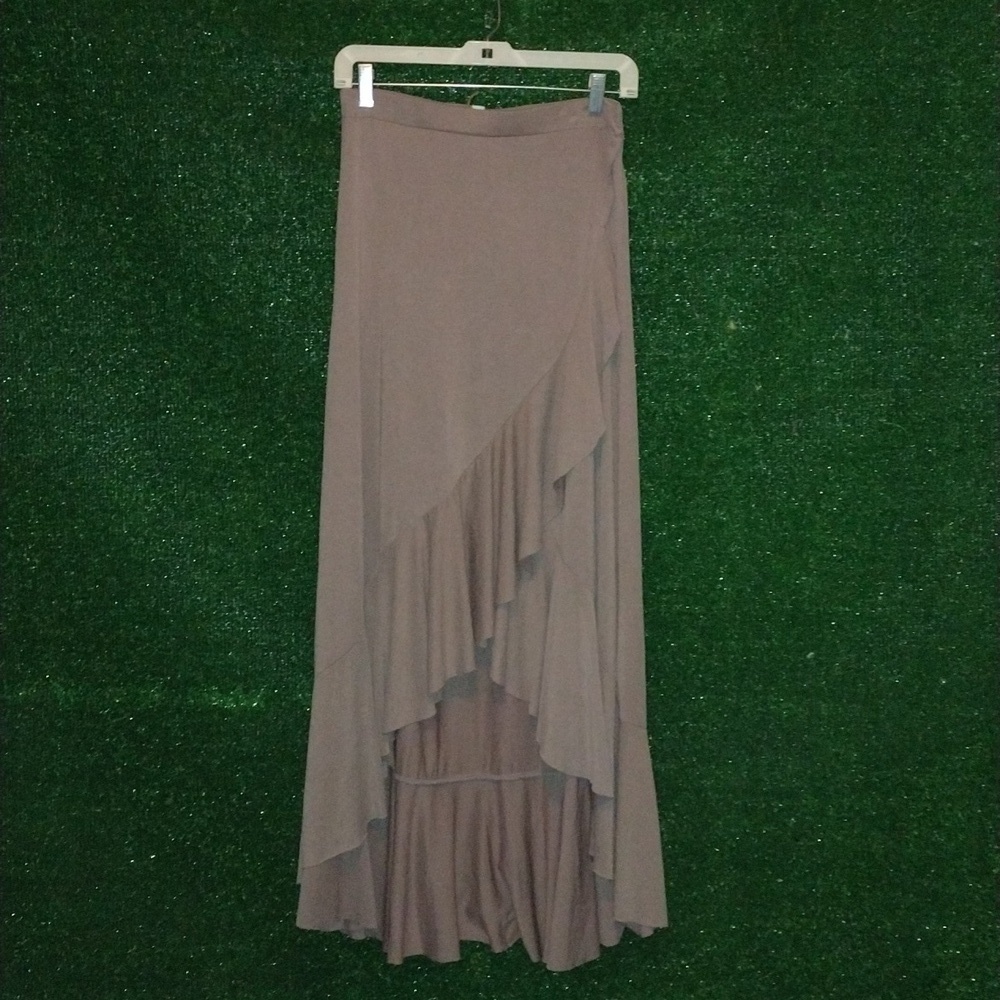 She + sky maxi ruffle skirt high low